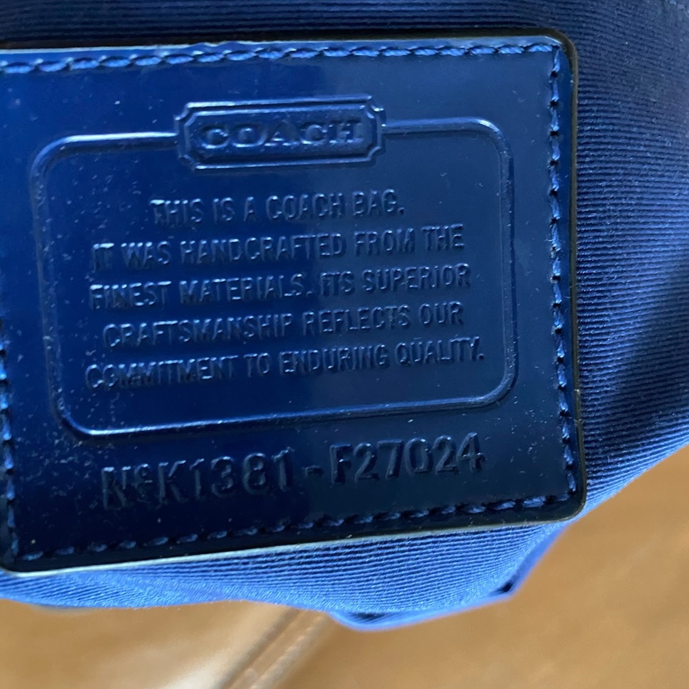 Bag - Picture 2 of 5